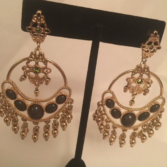 Drop earrings - Picture 2 of 4